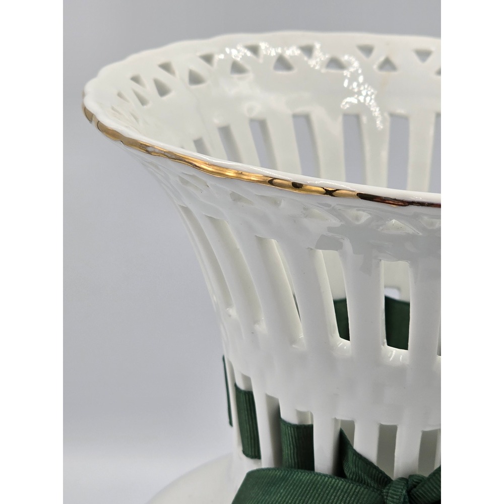 Purple Hydrangea Porcelain Flower Vase Gold Trim Lattice‎ Neck - Picture 8 of 14
